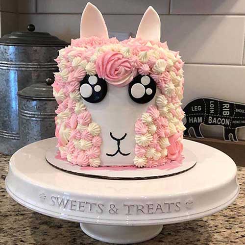 llama cake